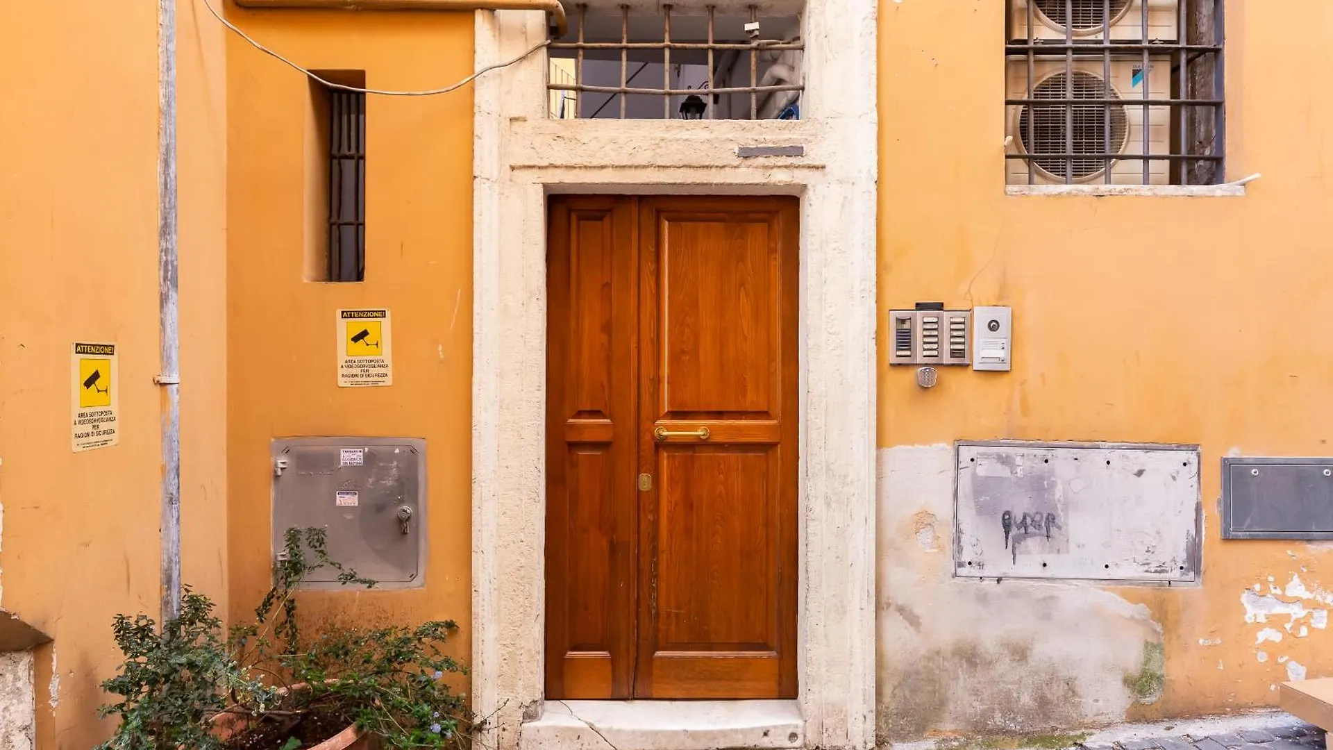 Ghetto Apartment Rome