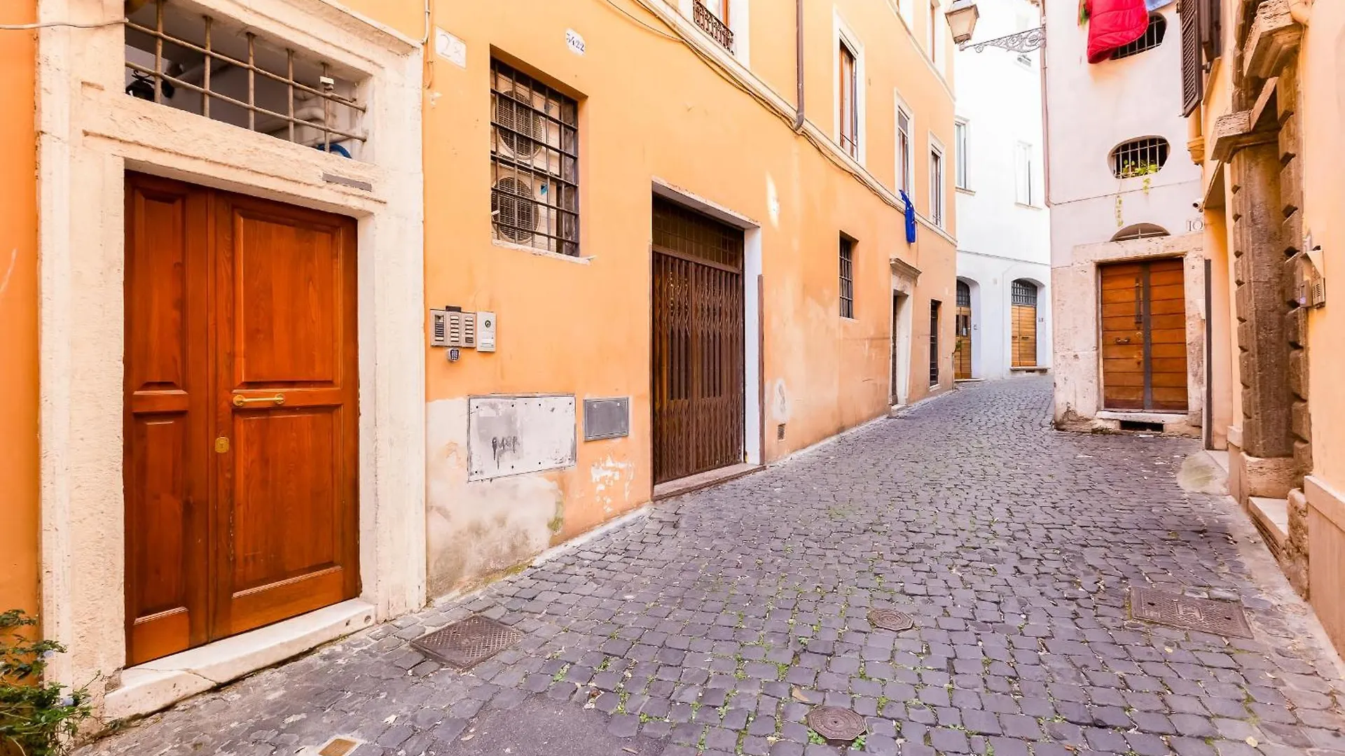 Ghetto Apartment Rome